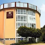 Turmhotel Rhein-main Hotel 4*