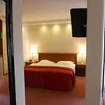 Turmhotel Rhein-main מלון דרייאייך