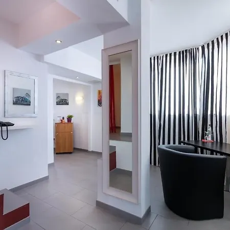 Turmhotel Rhein-main فندق دريش