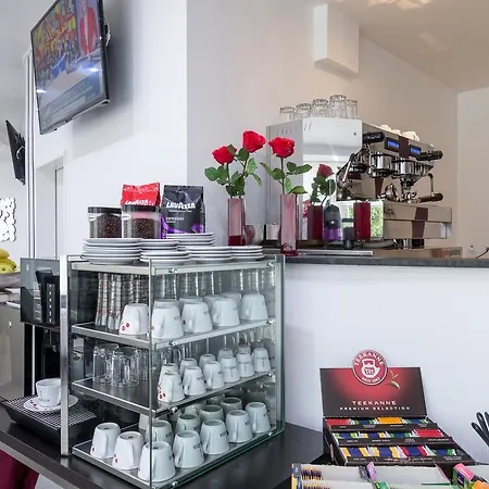 Turmhotel Rhein-main מלון