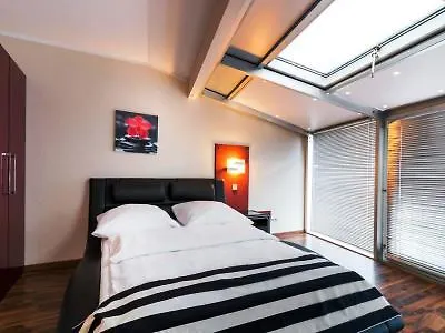 Turmhotel Rhein-main دريش