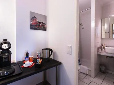 Turmhotel Rhein-main دريش