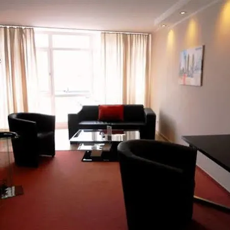 Turmhotel Rhein-main دريش