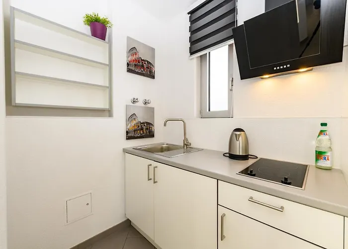 Turmhotel Rhein-main Hotel 4*