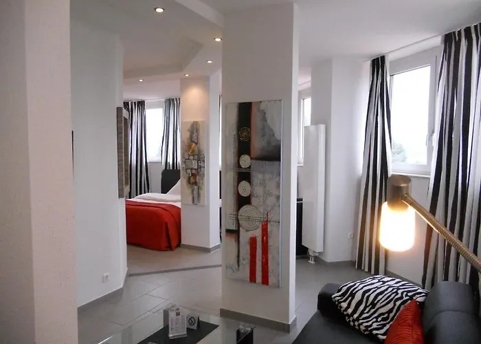 Turmhotel Rhein-main Отель Драйайх