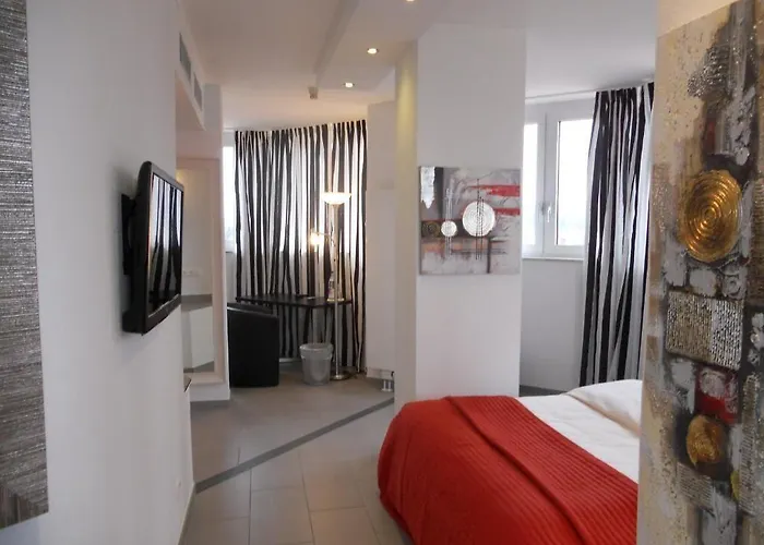 Turmhotel Rhein-main