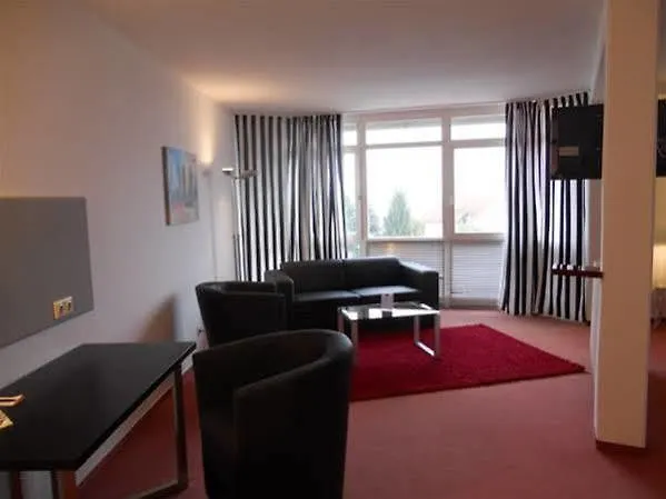 Turmhotel Rhein-main Отель 4*